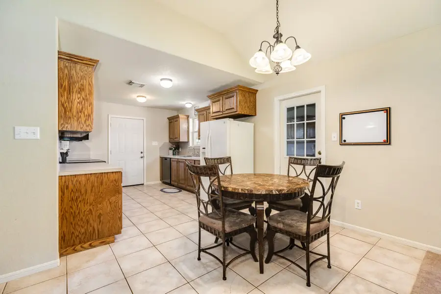 621 Humble Street, West Columbia, TX 77486 - Image #3