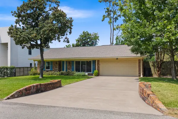 1427 Adkins Road, Houston, TX 77055