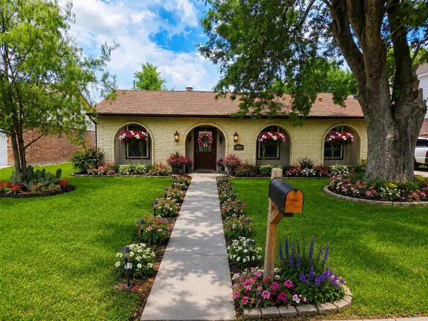 11250 Pompano Lane, Houston, TX 77072