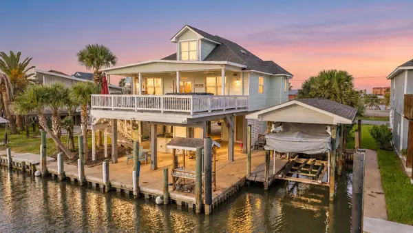 19 King Fish Lane, Freeport, TX 77541