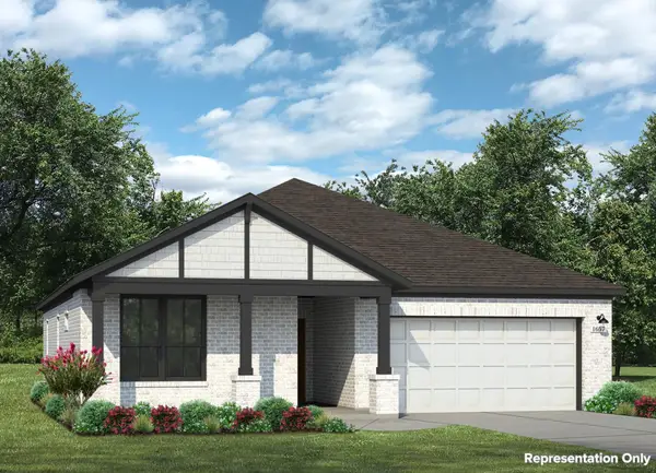 465 Hunters Crossing Drive, Sealy, TX 77474