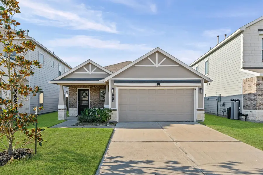 1230 Mariquita Lane, Rosharon, TX 77583 - Image #2