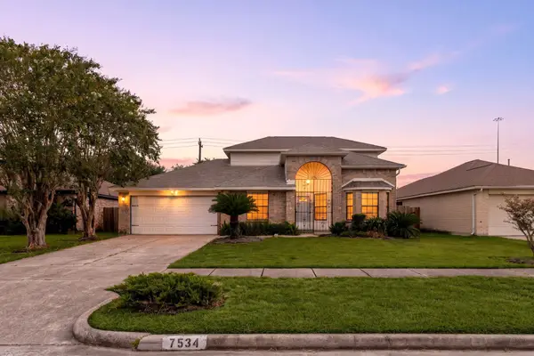 7534 Eight Willows Road, Houston, TX 77489