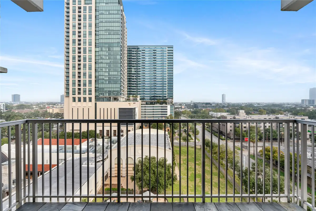 3600 Montrose Boulevard #904, Houston, TX 77006 - Image #1