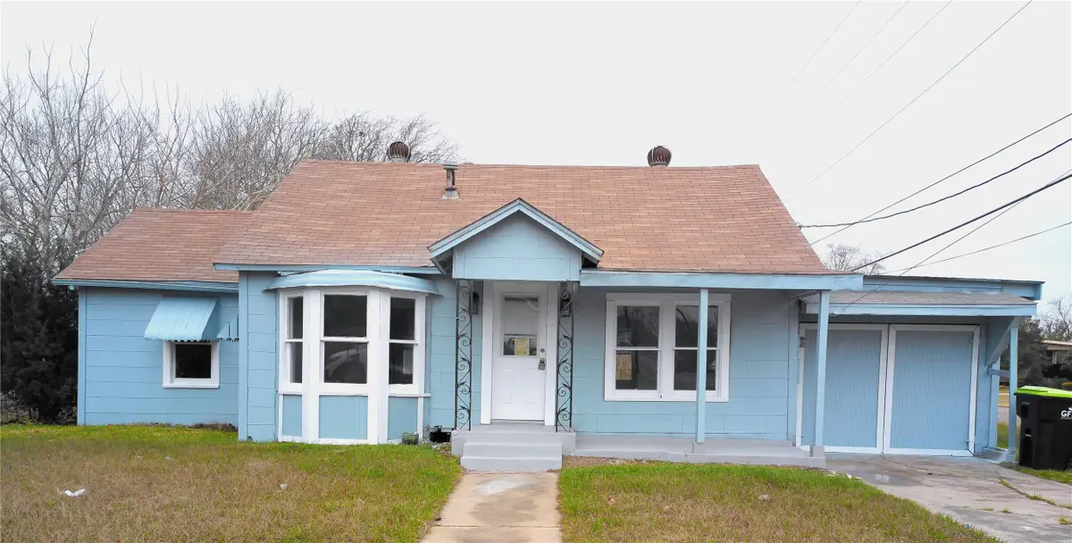 1200 Avenue A, Bay City, TX 77414 - #1