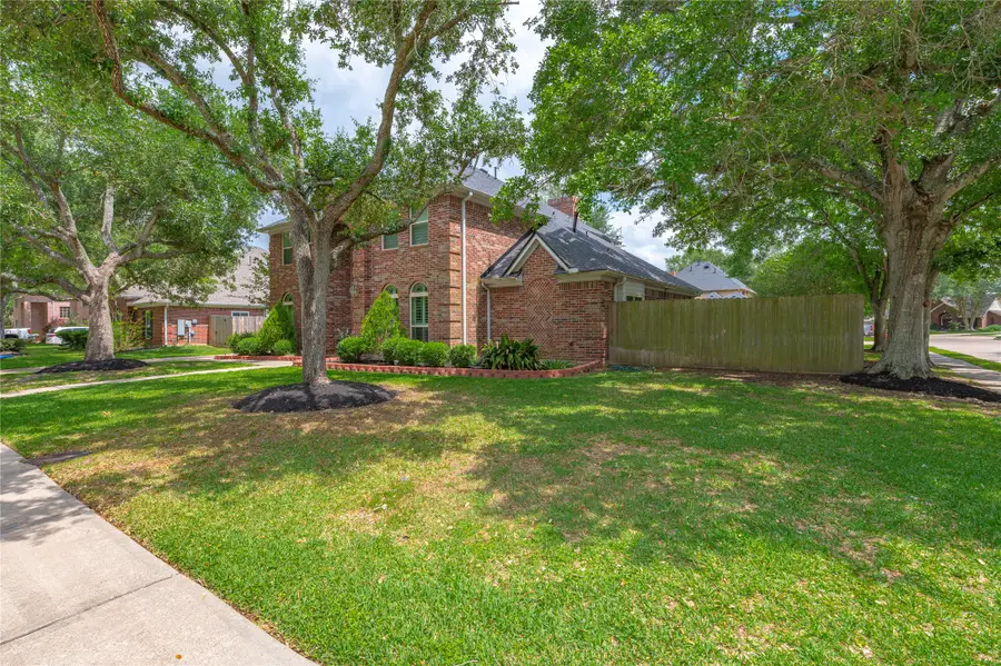 409 Silverleaf Drive, Friendswood, TX 77546 - #3