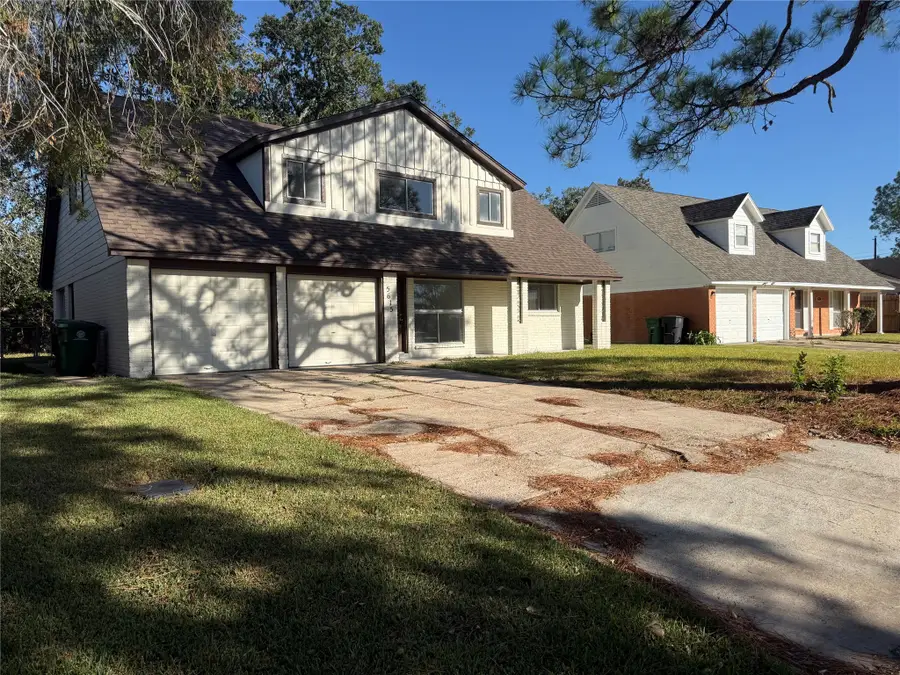 5615 Greylog Drive, Houston, TX 77048 - Image #3