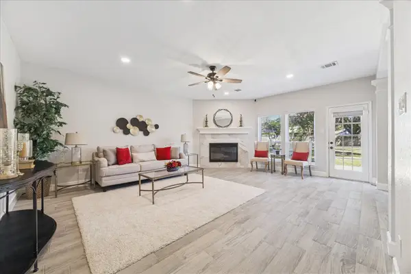 16802 Willow Bend Court, Sugar Land, TX 77479