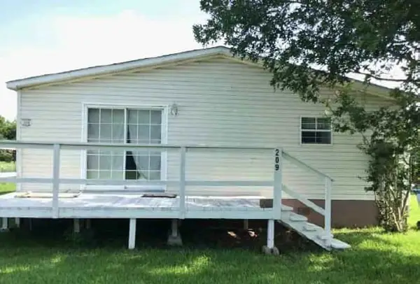 209 4th Street, Valley View, TX 76272