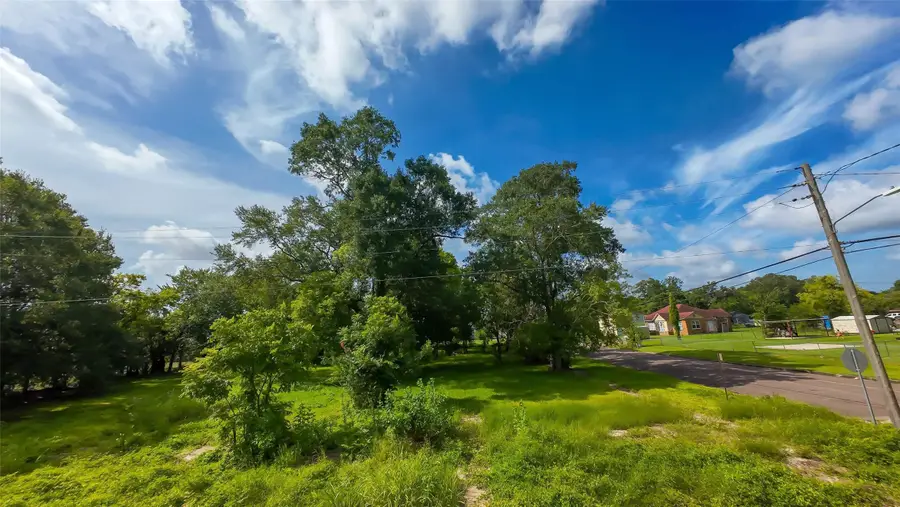 360 Center Street, Beaumont, TX 77701 - Image #3