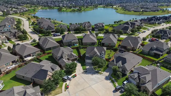 8111 Foster Gate Court, Richmond, TX 77407