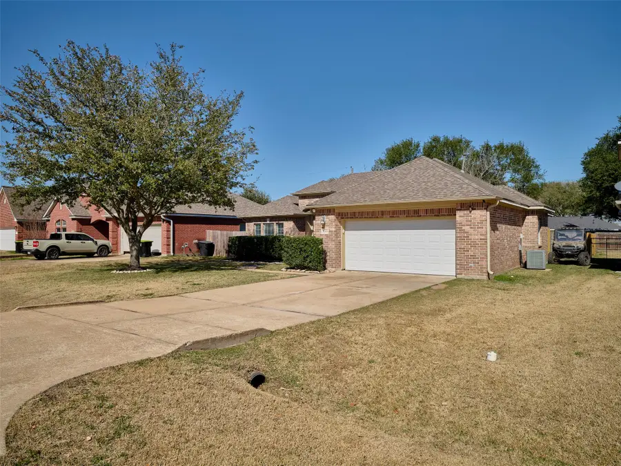 9315 Anna Street, Needville, TX 77461 - Image #3