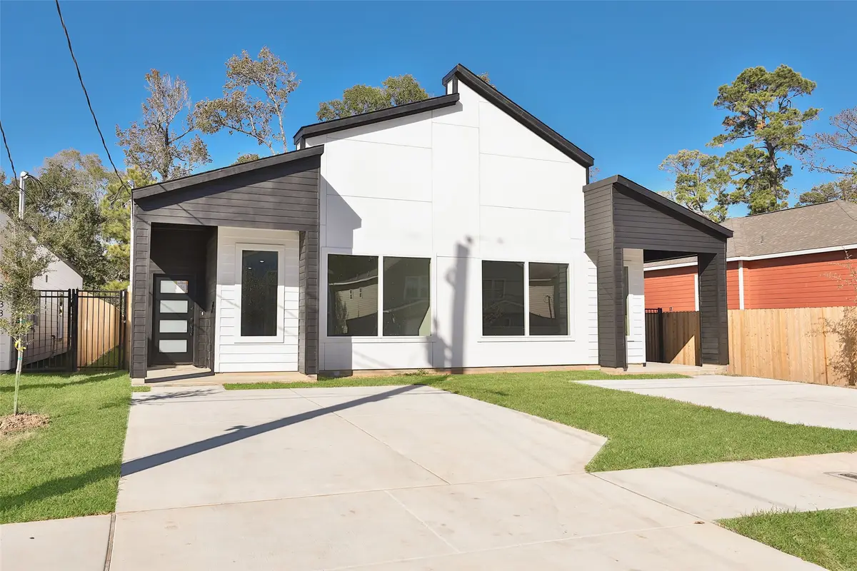 8137 Cabot Street #A/B, Houston, TX 77078 - Image #1