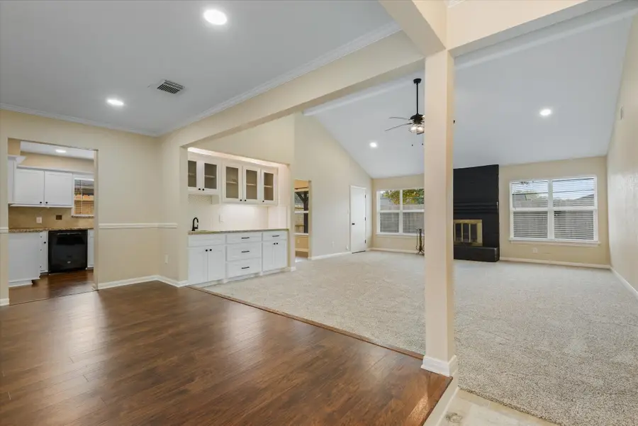 10446 Carlow Lane, La Porte, TX 77571 - Image #3