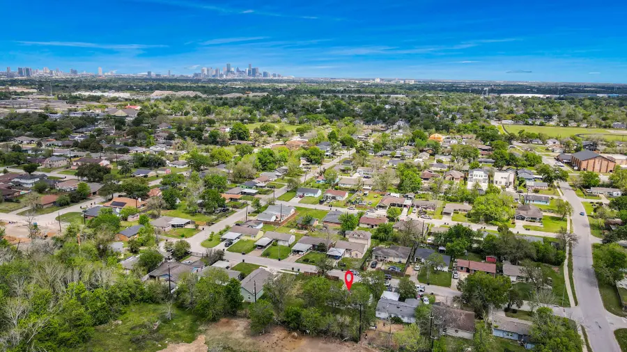 5018 Northridge Drive, Houston, TX 77033 - #3