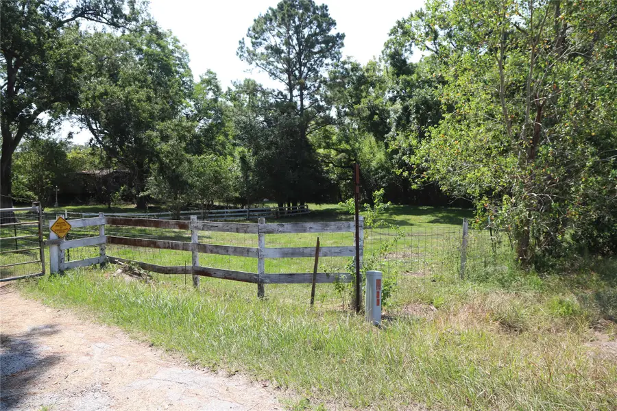 1976 Clayton Street, Dayton, TX 77535 - #3