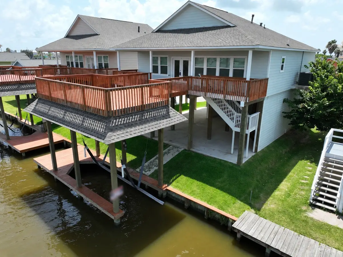 18 Edgewater, Bayou Vista, TX 77563 - #1