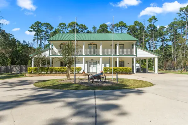 7316 Pine Drive, Alvin, TX 77511