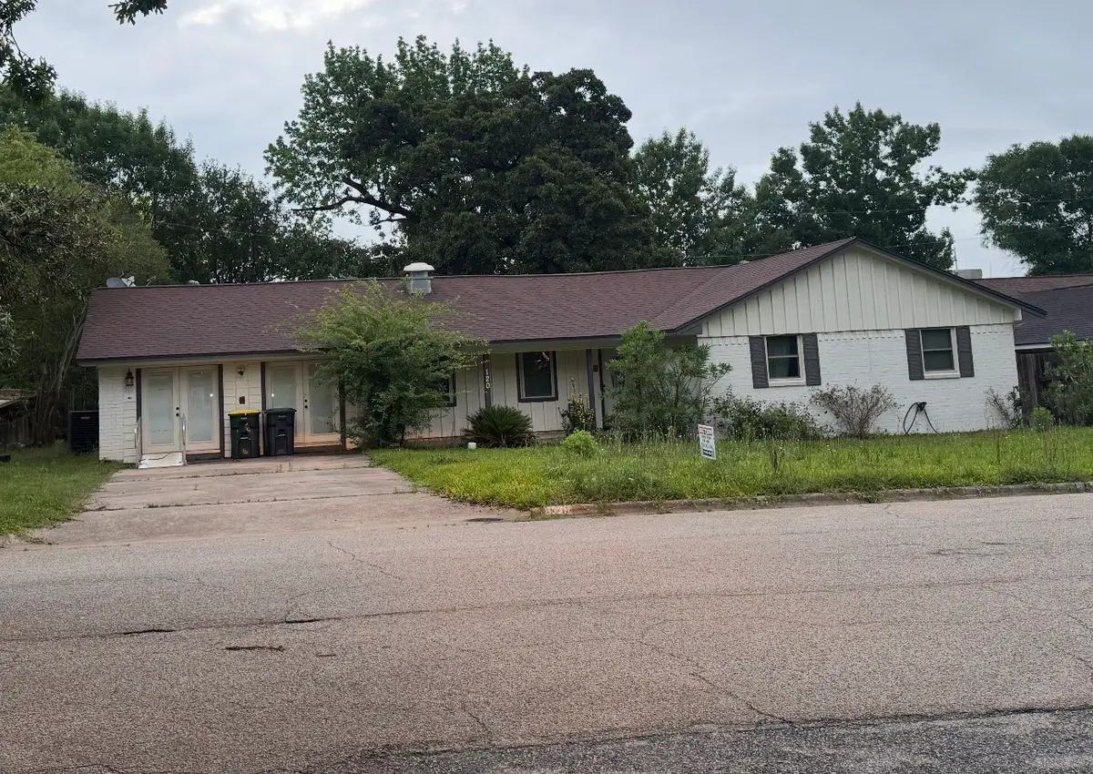 120 Parkgate Street, Conroe, TX 77304 - #1