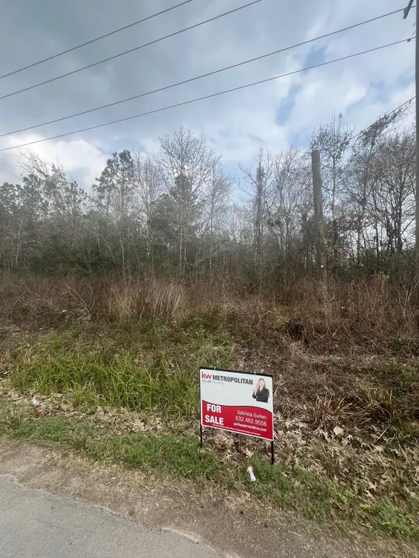 1010 Plum Grove Road, Cleveland, TX 77327