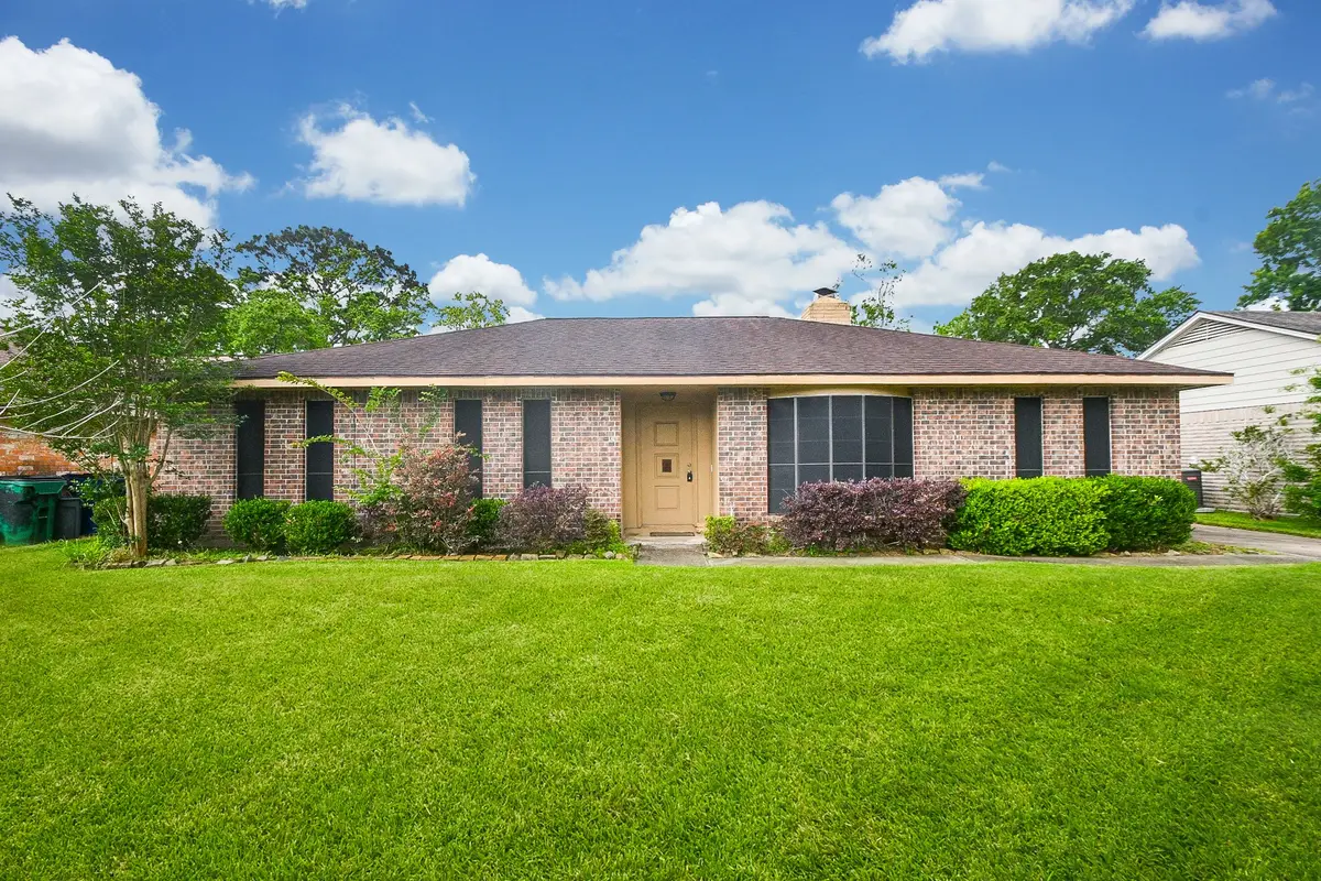 16730 Townes Road, Friendswood, TX 77546 - #1