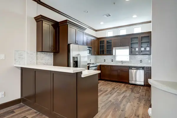 8715 Meadowcroft Drive #901, Houston, TX 77063