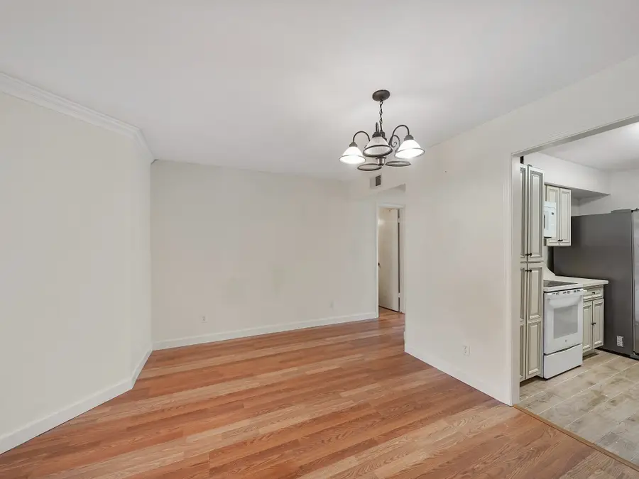 18800 Egret Bay Boulevard #207, Webster, TX 77058 - #3