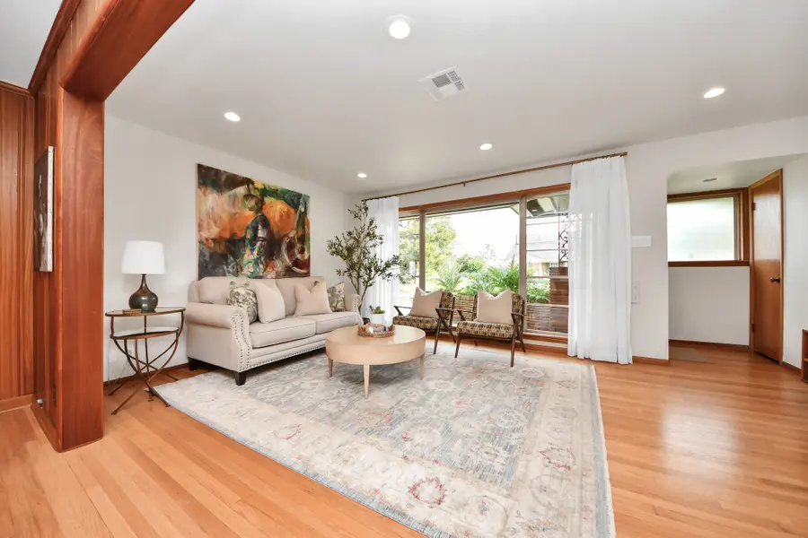 6327 Grovewood Ln, Houston, TX 77008 - #3