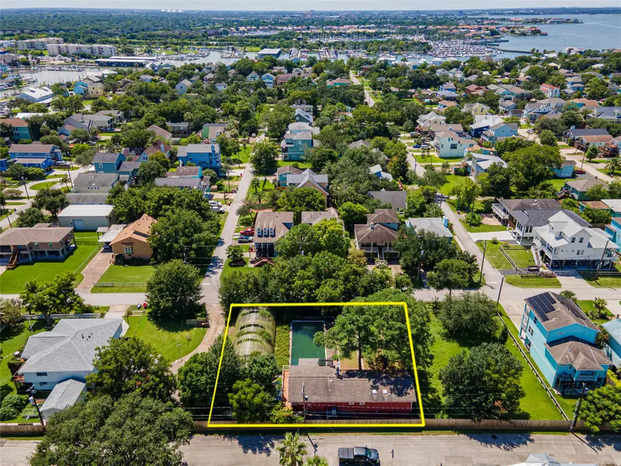 631 E Shore Drive, Clear Lake Shores, TX 77565 - Image #3