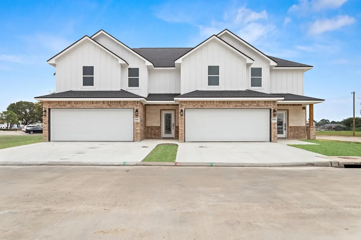 884 Meloreen, Port Neches, TX 77651 - Image #1