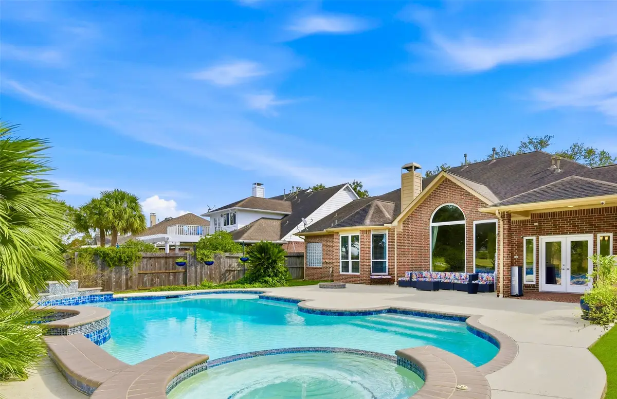 411 Crestwater Trail, Houston, TX 77082 - Image #1