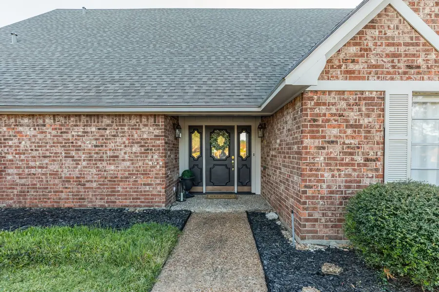 1210 Nottingham Lane, Beaumont, TX 77706 - Image #2