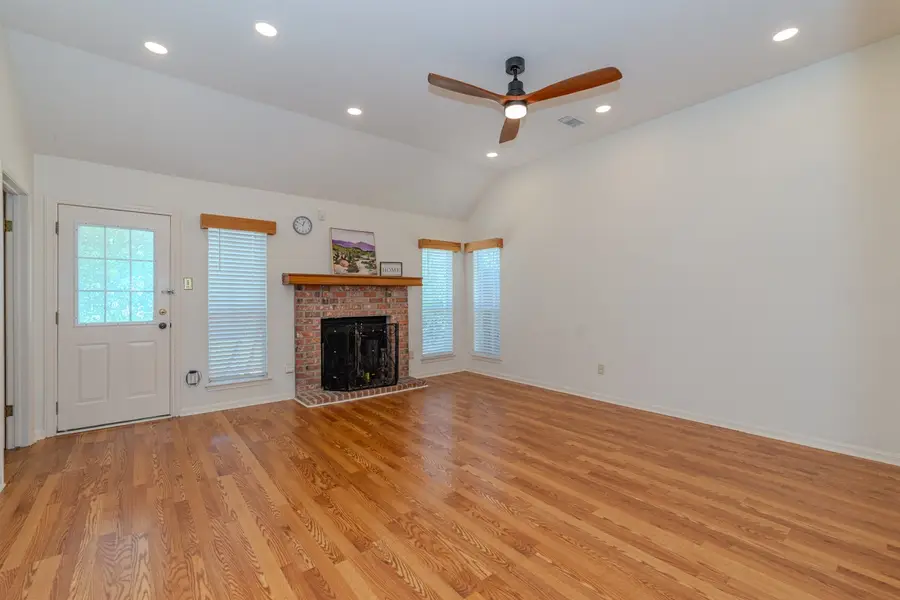 2335 Sunflower Lane, Beaumont, TX 77713 - #2