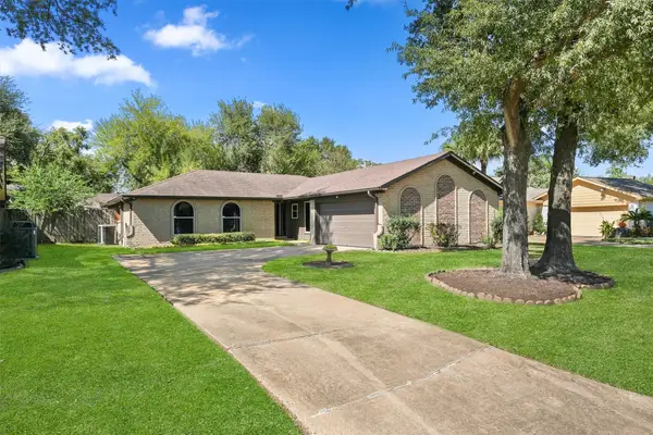 242 Blackwater Lane, Houston, TX 77015