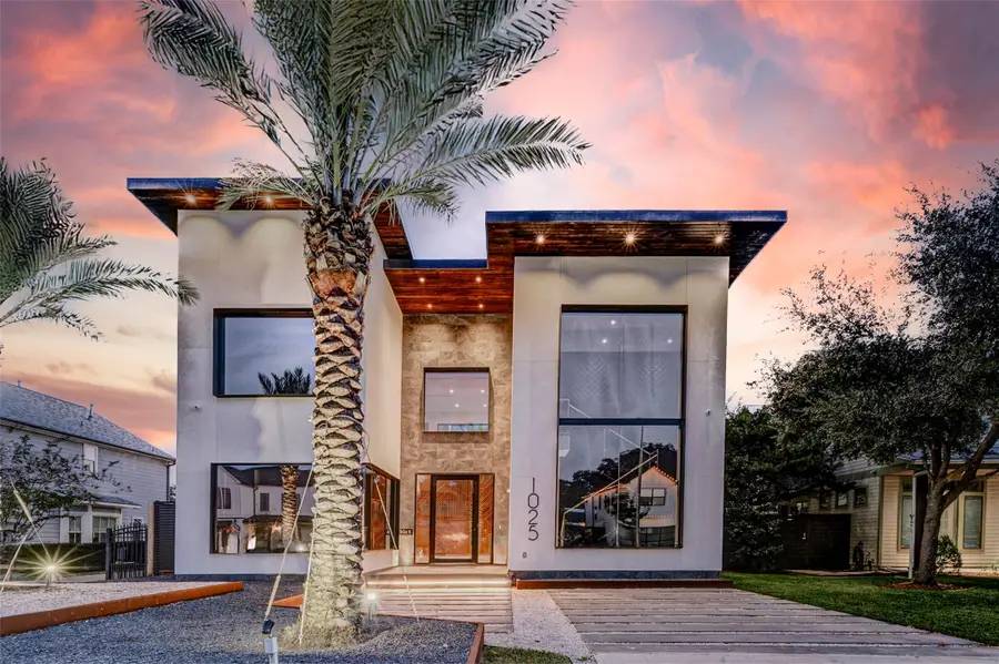 1025 Wakefield Drive, Houston, TX 77018 - Image #2