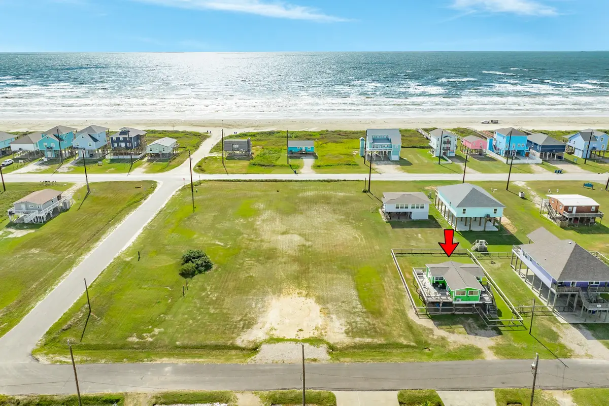 4418 Palm Street, Freeport, TX 77541 - #1