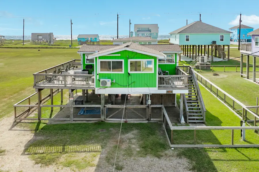 4418 Palm Street, Freeport, TX 77541 - #2