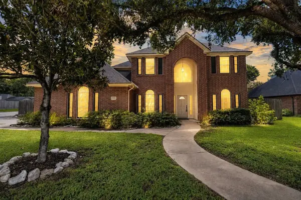 1400 Bob White Trail, Sealy, TX 77474