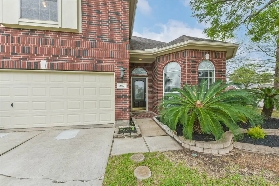 1002 Bristol Way, Pearland, TX 77584 - #2