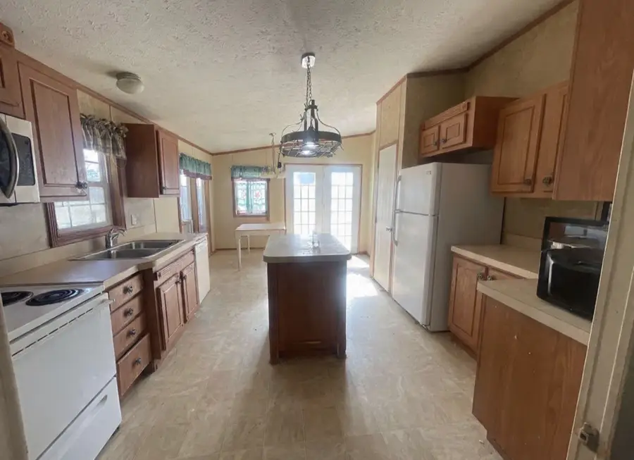 26601 Sun Belt, Tool, TX 75143 - #2