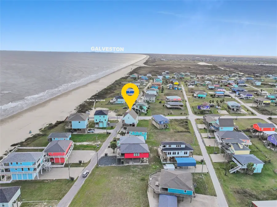 816 S Crystal Beach Road, Crystal Beach, TX 77650 - Image #2