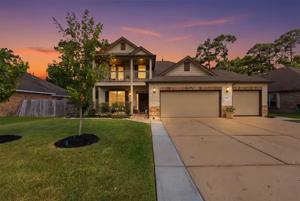 802 S Chamfer Way, Crosby, TX 77532