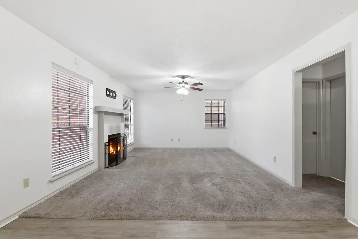 2402 Sycamore Avenue #B1, Huntsville, TX 77340 - #1