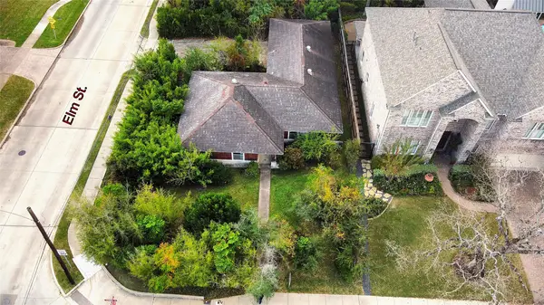 851 Jaquet Drive, Bellaire, TX 77401