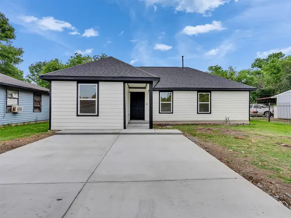 7207 Crestmont Street, Houston, TX 77033