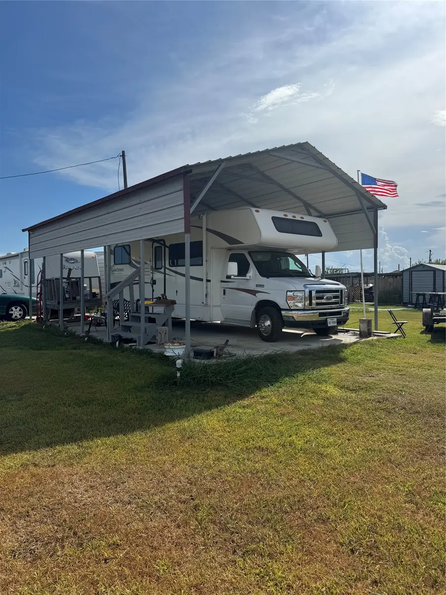 1646 County Road 477, Palacios, TX 77465 - #3