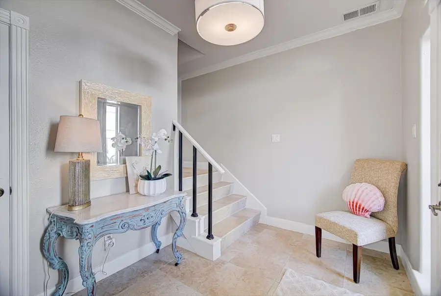 1095 Redfish Street, Bayou Vista, TX 77563 - #3