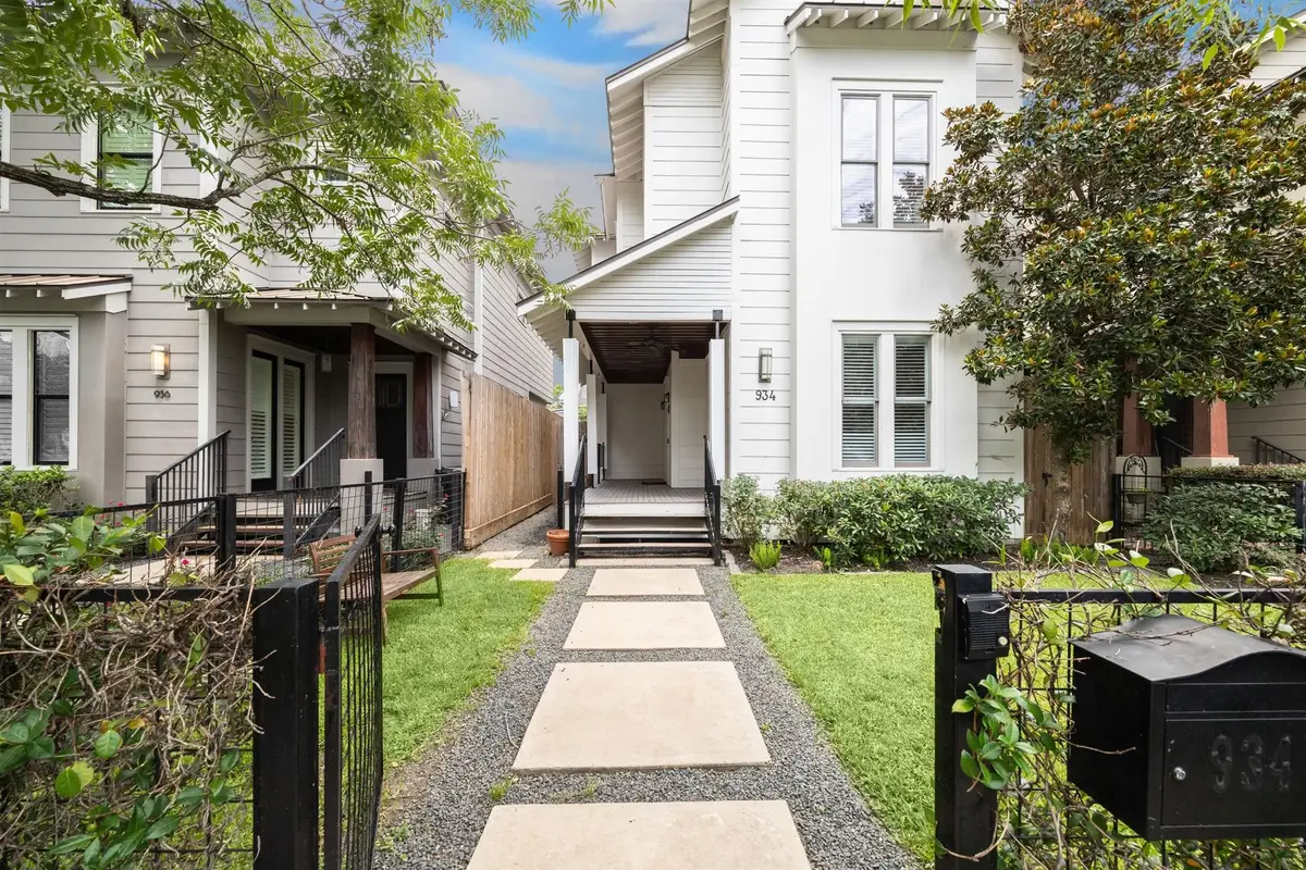 934 Nicholson Street, Houston, TX 77008 - #1