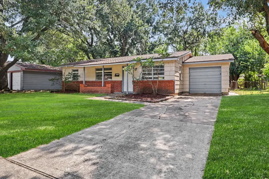 5131 Kelling Street, Houston, TX 77045 - #2