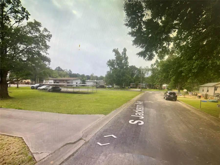 220 S Jackson Avenue, Livingston, TX 77351 - #2